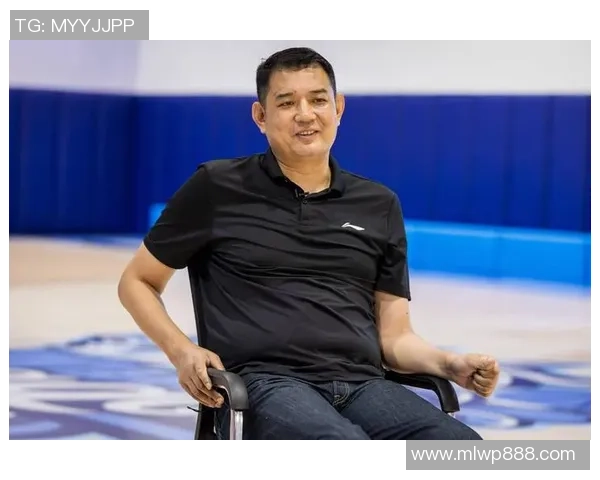 巩晓彬：从篮球场上的传奇到执教生涯的辉煌蜕变