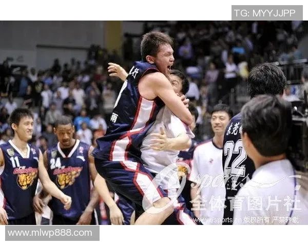 广东宏远重塑辉煌征程探秘球队崛起背后的奋斗与荣耀故事